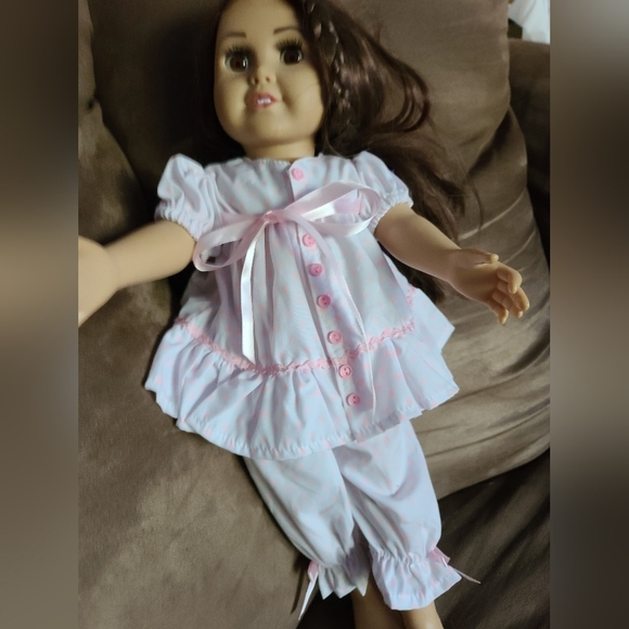 EUC 18" doll 2-piece outfit Top has velcro closing - Picture 2 of 5